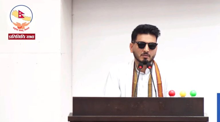 मन्त्री लम्सालको दाबी– विगतका सरकारको भन्दा सडक सुरक्षामा धेरै ध्यान दिएका छौं