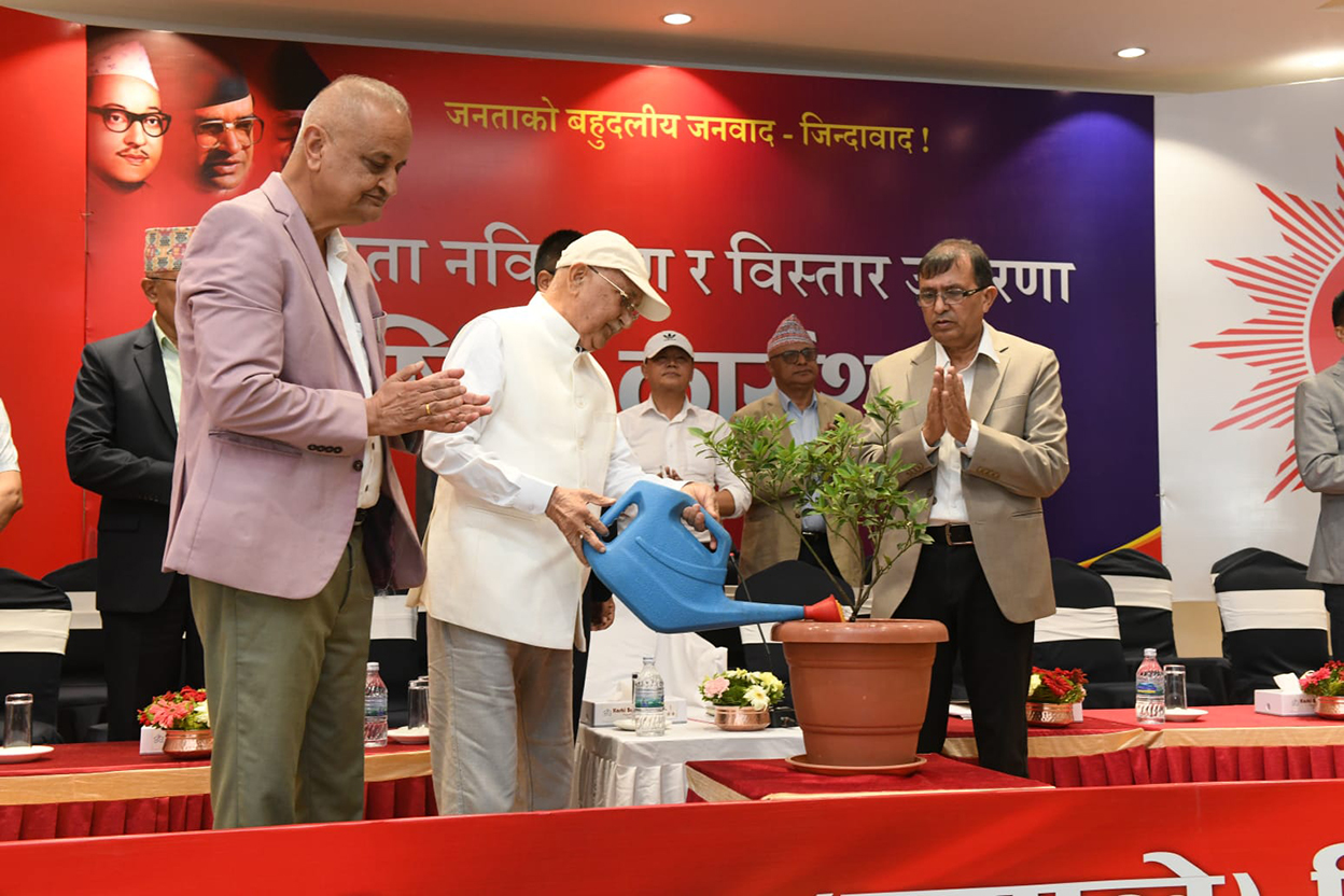 एमालेको राष्ट्रिय कार्यशाला सुरु, अध्यक्ष ओलीले गरे उदघाटन