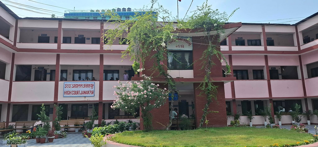 अतिरिक्त शुल्क लिने सामुदायिक विद्यालयका नाममा कारणदेखाउ आदेश