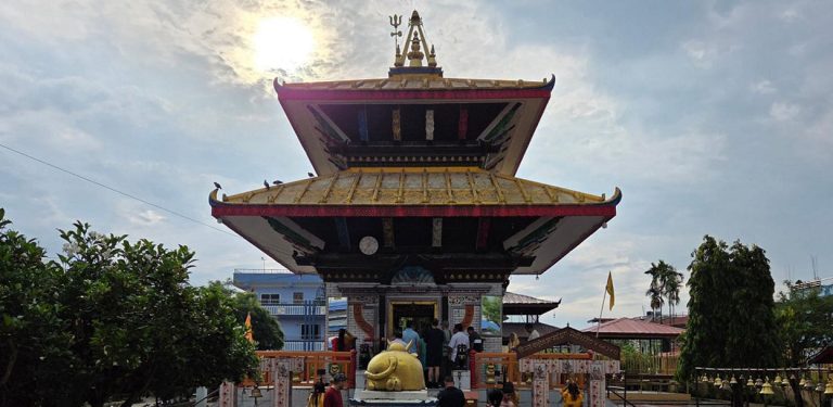 धार्मिक पर्यटनको गन्तव्य बन्दै भुवनेश्वर महादेव मन्दिर
