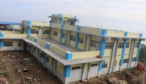 छथर अस्पतालको निमार्ण कार्य अन्तिम चरणमा, बढ्दै स्थानीयको आशा