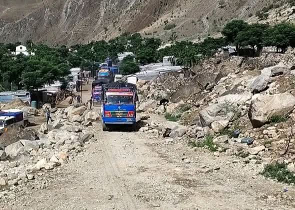 सीमा विवादका कारण अवरुद्ध भएको धुलाचौर सडक सञ्चालन
