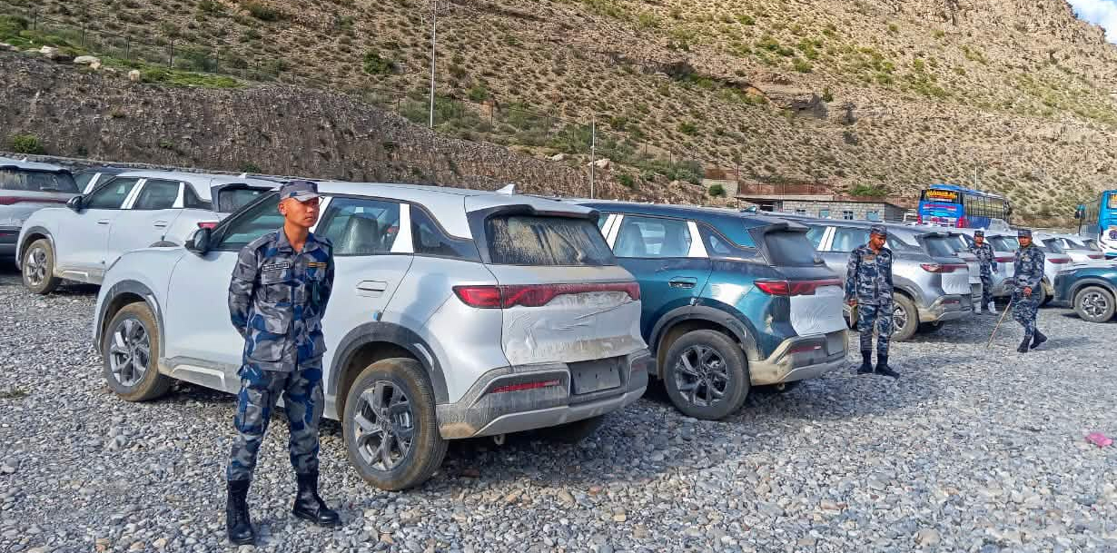 कोरोला नाकाबाट भित्रिएका ७७४ वटा गाडी सशस्त्रको नियन्त्रणमा