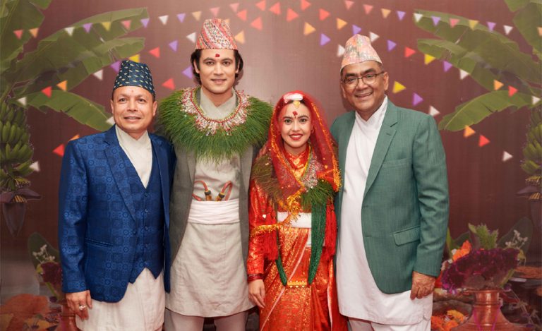 ‘गौँथली’ को गीत सार्वजनिक गर्न बेहुला-बेहुली बनेर पुगे कलाकार