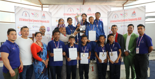 यु-१६ राष्ट्रिय जिम्न्याष्टिकमा रिसब र त्रिसालाई स्वर्ण, एभरेष्ट इङ्लिस स्कुल टिम च्याम्पियन