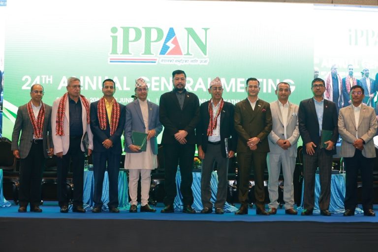 इप्पान अधिवेशनमा ऊर्जा व्यवसायीले पोखे गुनासो, समाधान गर्ने मन्त्रीको आश्वासन