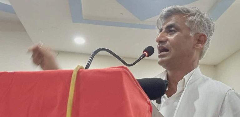 गगनलाई केदार कार्कीको प्रश्न : क्रियाशील खाेस्ने आट कहाँबाट आयो ?