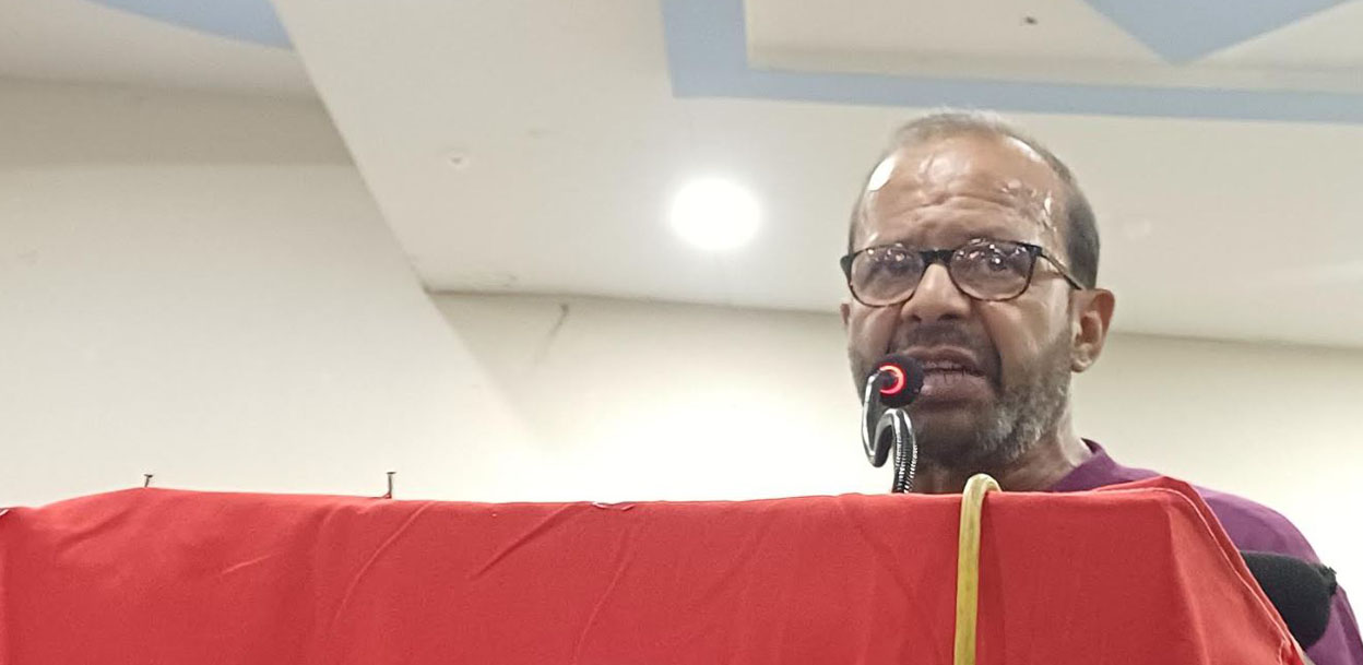 पार्टीमा म भन्ने घमण्ड त्यागौँ, बसेर कुरा गराैं, मिल्छ : डा. मीनेन्द्र रिजाल