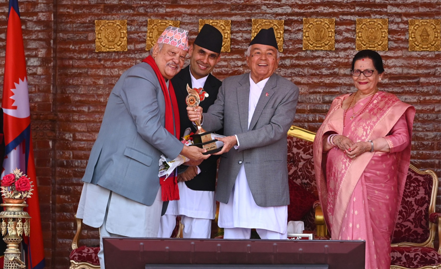 चलचित्र उद्योगले नेपालको अर्थतन्त्रको विकासमा योगदान पुर्याउन सक्छ : राष्ट्रपति