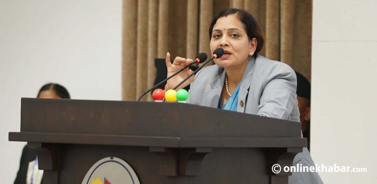 स्वास्थ्य सेवालाई मौलिक हकका रुपमा कार्यान्वयन गर्न सरकार प्रतिबद्ध छ : मन्त्री मेहता