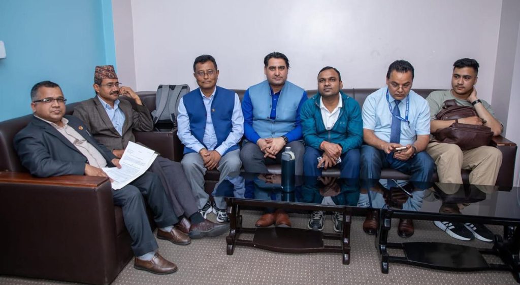 शहीद दशरथ चन्द स्वास्थ्य विज्ञान विश्वविद्यालयको पदाधिकारी नियुक्ति प्रक्रिया रोक्न माग