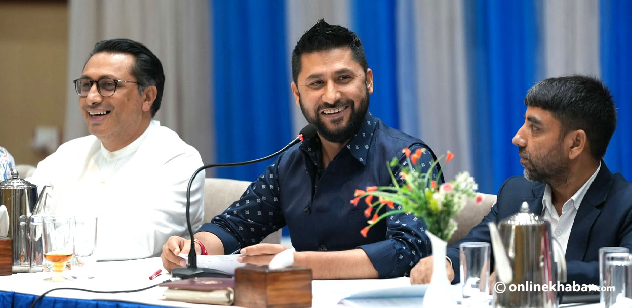 केन्द्रीय समिति बैठकपछि रविले भने– मैले अतिरिक्त अधिकारको अभ्यास गरेको होइन