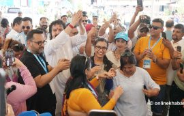 रमेशको गीतमा सोबिता, हरि र असिमको छमछमी (तस्वीरहरू)