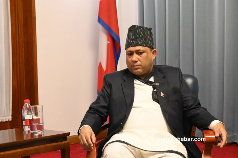नेपालले हानि तथा नेक्सानी कोषबाट ३ अर्ब रुपैयाँ तुरुन्तै पाउनसक्छ : परराष्ट्रमन्त्री खनाल