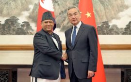 बेइजिङमा खनाल-वाङ यी भेटवार्ता : नेपाल-चीन सम्बन्ध सुदृढ पार्ने प्रतिबद्धता
