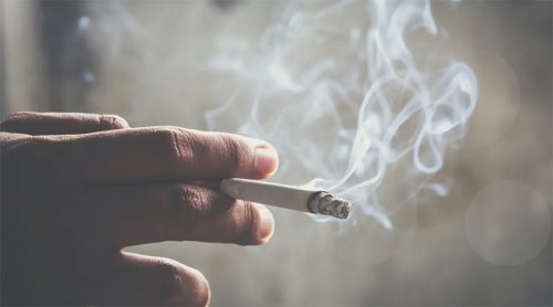 गर्मीको समयमा धूम्रपान गर्नु फोक्सोलाई दोहोरो मार