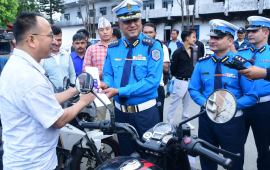 चोरी भएका ४० वटा दुई पांग्रे सवारी फेला पारेर ट्राफिकले गर्‍यो हस्तान्तरण