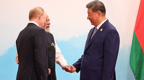 मोदी रिझाउने प्रतिस्पर्धामा ट्रम्प र पुटिन