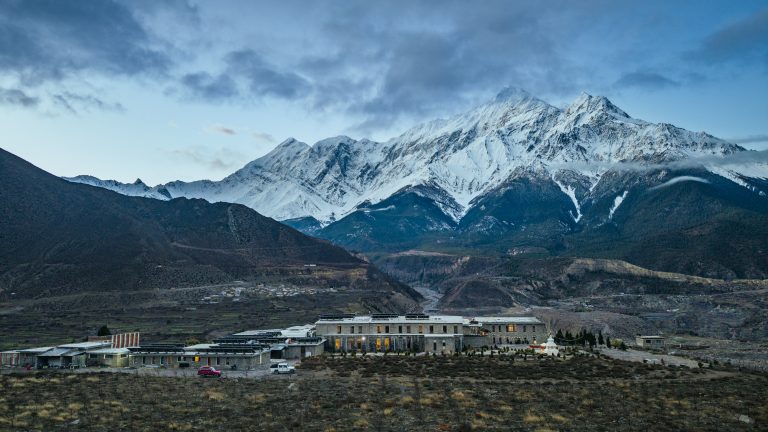 संसारकै सबैभन्दा लक्जरी होटलको पहिलो नम्बरमा ‘सिन्तामणी मुस्ताङ’