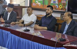 सर्वदलीय बैठकमा प्रचण्ड : प्रधानमन्त्रीले तत्काल सर्वदलीय संवाद थाल्नुपर्छ