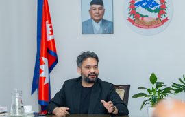 मधेशका सांसदहरूसँग पनि थाले प्रधानमन्त्रीले छलफल