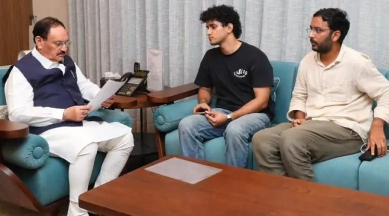 कक्रोच जनता पार्टीका दुई माग पूरा गर्न मोदी सरकार तयार