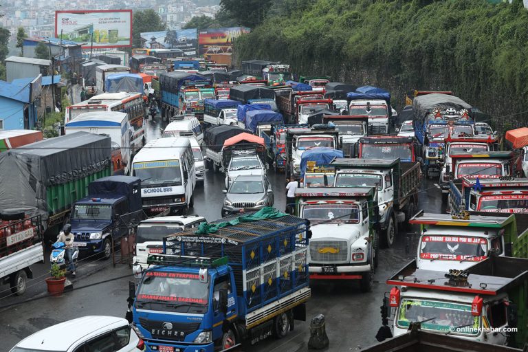 मुग्लिन-नारायणगढ सडकखण्ड दुईतर्फी सञ्चालनमा