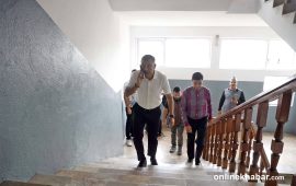 सर्वदलीय बैठकमा गगन थापाले सोधे – यतिखेर सरकार के गर्दैछ, कहाँ छ ?