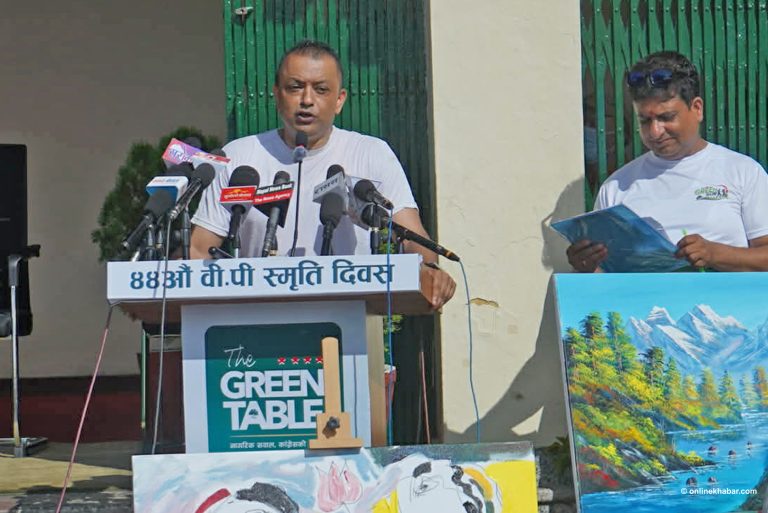 ५ किलोमिटर दौडिएपछि गगनले भने- ‘गाडीमा ब्रेक नहुनेले सरकार र दौडमा ब्रेक नहुनेले प्रतिपक्ष चलाउने’