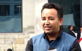 संसदीय दलको नेतासम्बन्धी विधानको व्यवस्थालाई अपव्याख्या गरियो : गणेश पराजुली