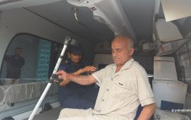 डा. गोविन्द केसीसँग वार्ता गर्न प्रधानमन्त्री र स्वास्थ्य मन्त्रालयका प्रतिनिधि धनगढी