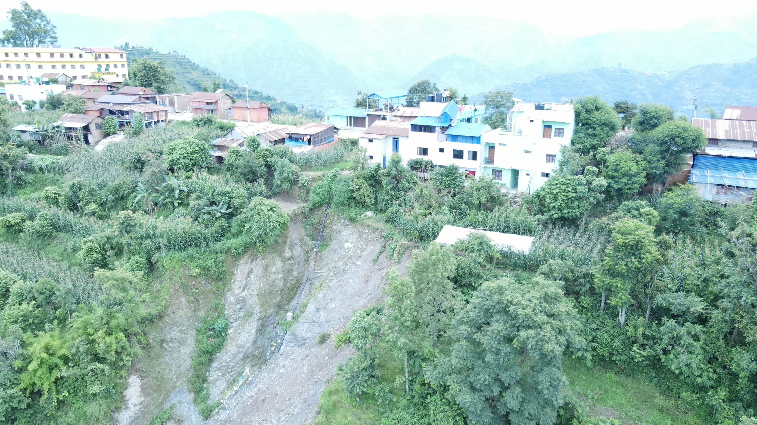 गुल्मीको मुसिकोटमा २ वर्षदेखि पहिरोको त्रास, ८ घर उच्च जोखिममा