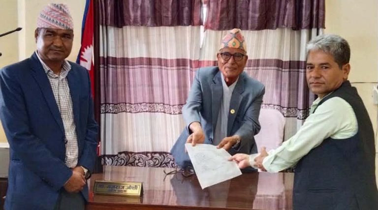 कर्णाली मुख्यमन्त्रीमा नेकपाका मंगलबहादुर शाहीको दाबी पेस