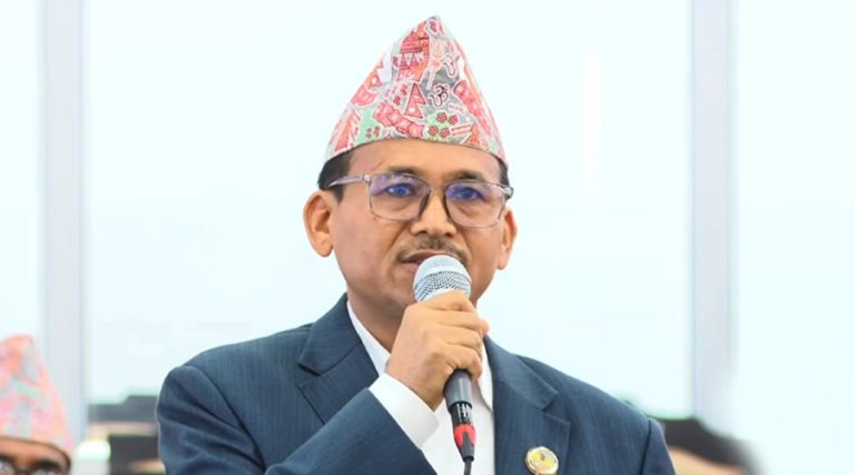 एक चीन नीति कुनै राजनीतिक सौदाबाजीका विषय हुन सक्दैन : रमेश मल्ल 