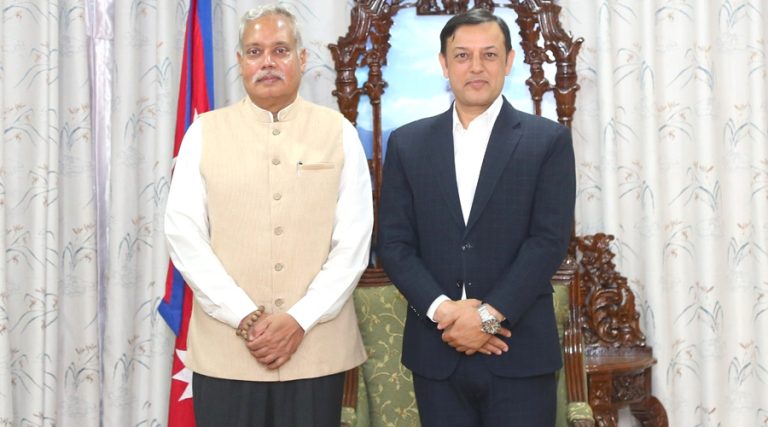 सभामुख अर्यालसँग भारतीय राजदूत श्रीवास्तवको शिष्टाचार भेट