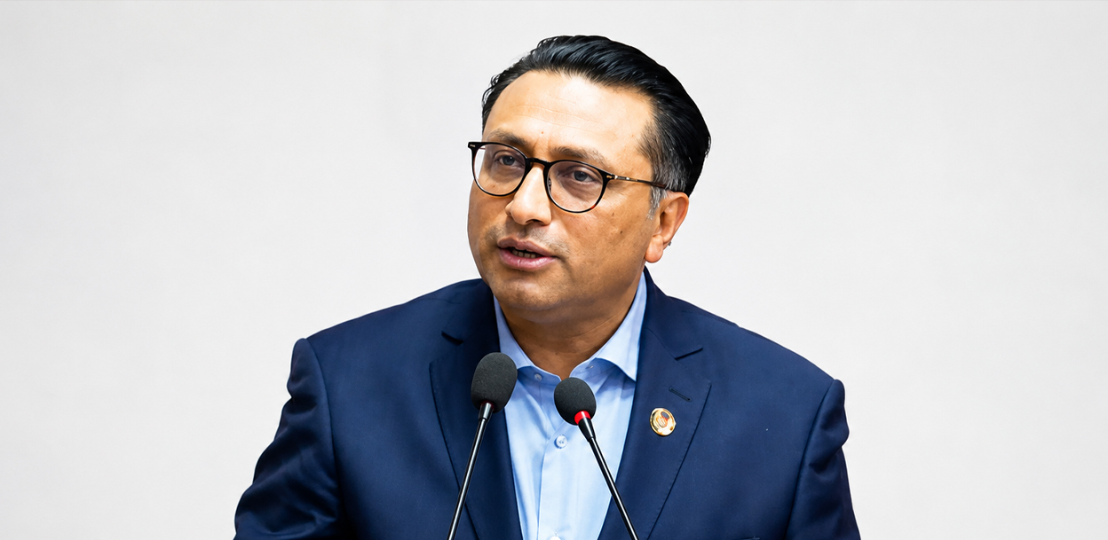 राष्ट्रिय सभामा अर्थमन्त्रीले भने- हाइटी र सोमालिया जस्ता देशको दर्जामा झर्ने जोखिम बढ्दैछ