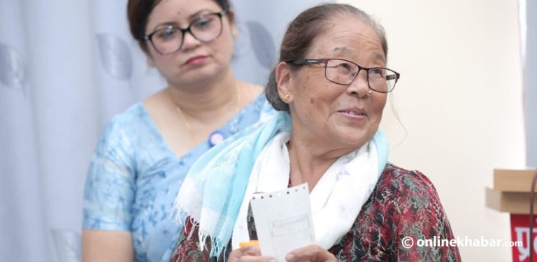 पाँच वटा समस्याग्रस्त सहकारीका ४२ बचतकर्ताको करिब १७ लाख रकम फिर्ता