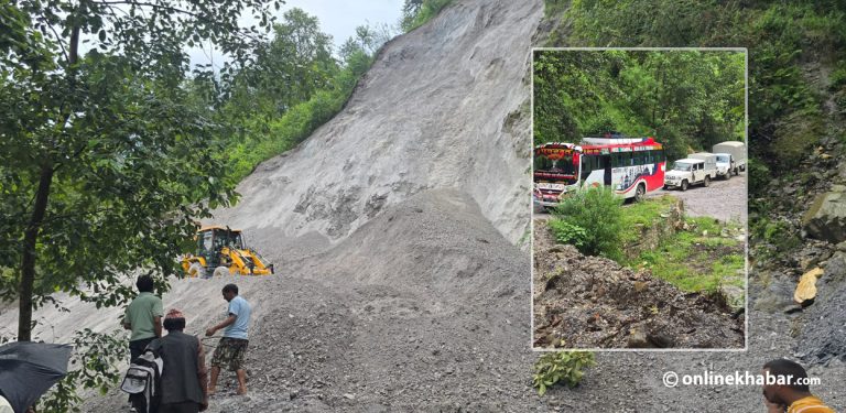 बैतडीको पुर्चौडी–ढोल्यामोड सडक पहिरोले अवरुद्ध, सवारी आवागमन ठप्प