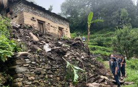 बडीमालिकाका १६ घर पहिरोको जोखिममा