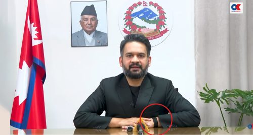 राष्ट्रका नाममा सम्बोधन गर्दा बालेनको हातमा देखिएको कालो ब्यान्ड के हो ?