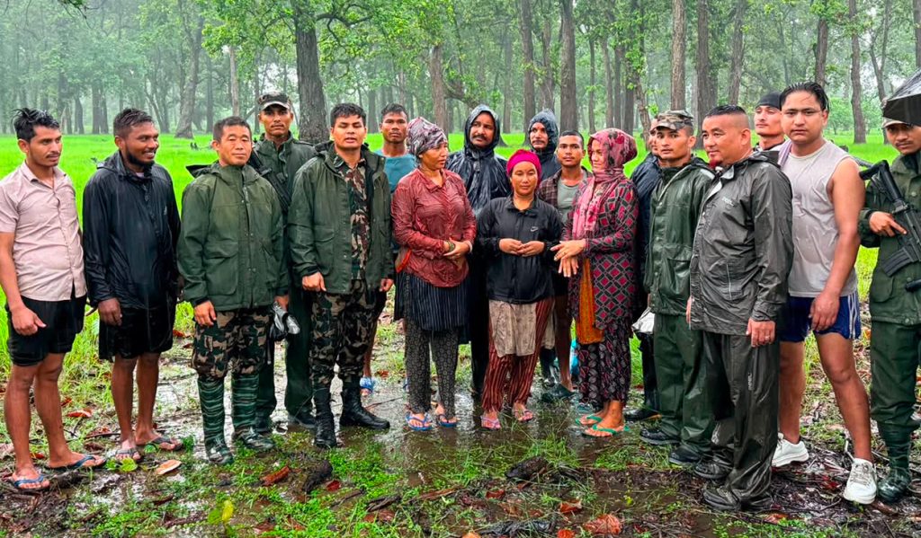 च्याउ खोज्न जाँदा सम्पर्कविहीन भएका बेल्डाँडीका ३ महिला भेटिए