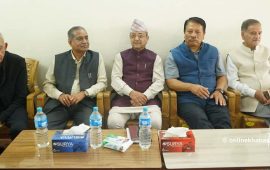 कांग्रेस संस्थापन इतर समूहका शीर्ष नेताहरूको बैठक बस्दै