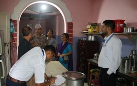 धनकुटा बजारका होटलमा छड्के अनुगमन, एक होटललाई १५ हजार जरिवाना
