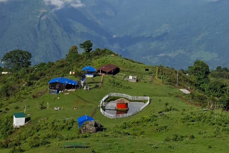 इतिहासलाई पर्यटनसँग जोड्दै हरसिङडाँडा