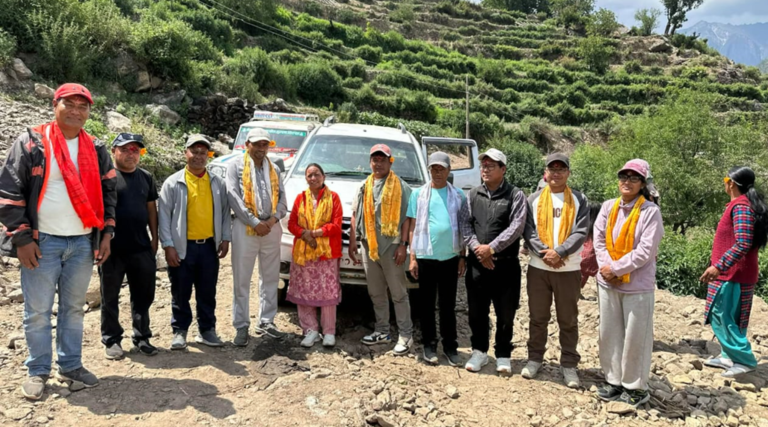 हुम्लाको स्याँडामा पहिलोपटक पुग्यो गाडी   