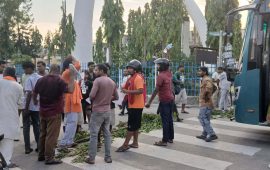 जनकपुरमा प्रधानमन्त्रीको तस्वीर जलाइयो
