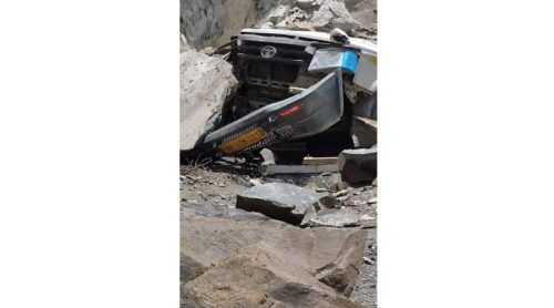 भारतको हिमाचल प्रदेशमा जिपमाथि खस्यो पहिरो, १३ जनाको मृत्यु