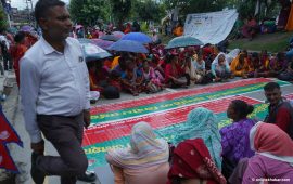 माइतीघरमा लघुवित्त पीडितको आमरण अनशन (तस्वीरहरू)