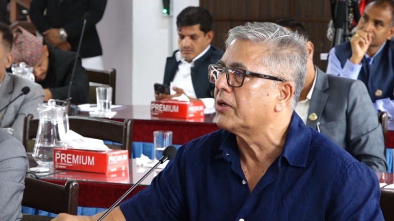मौद्रिक नीतिबारे पूर्वगभर्नर नेपाल : वित्त नीतिलाई सघाउने गरी आयो