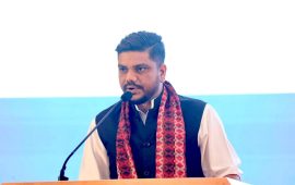 विदेश जाँदा श्रमिकले ऋण लिनुपर्ने बाध्यता अन्त्य गर्ने श्रममन्त्रीको घोषणा